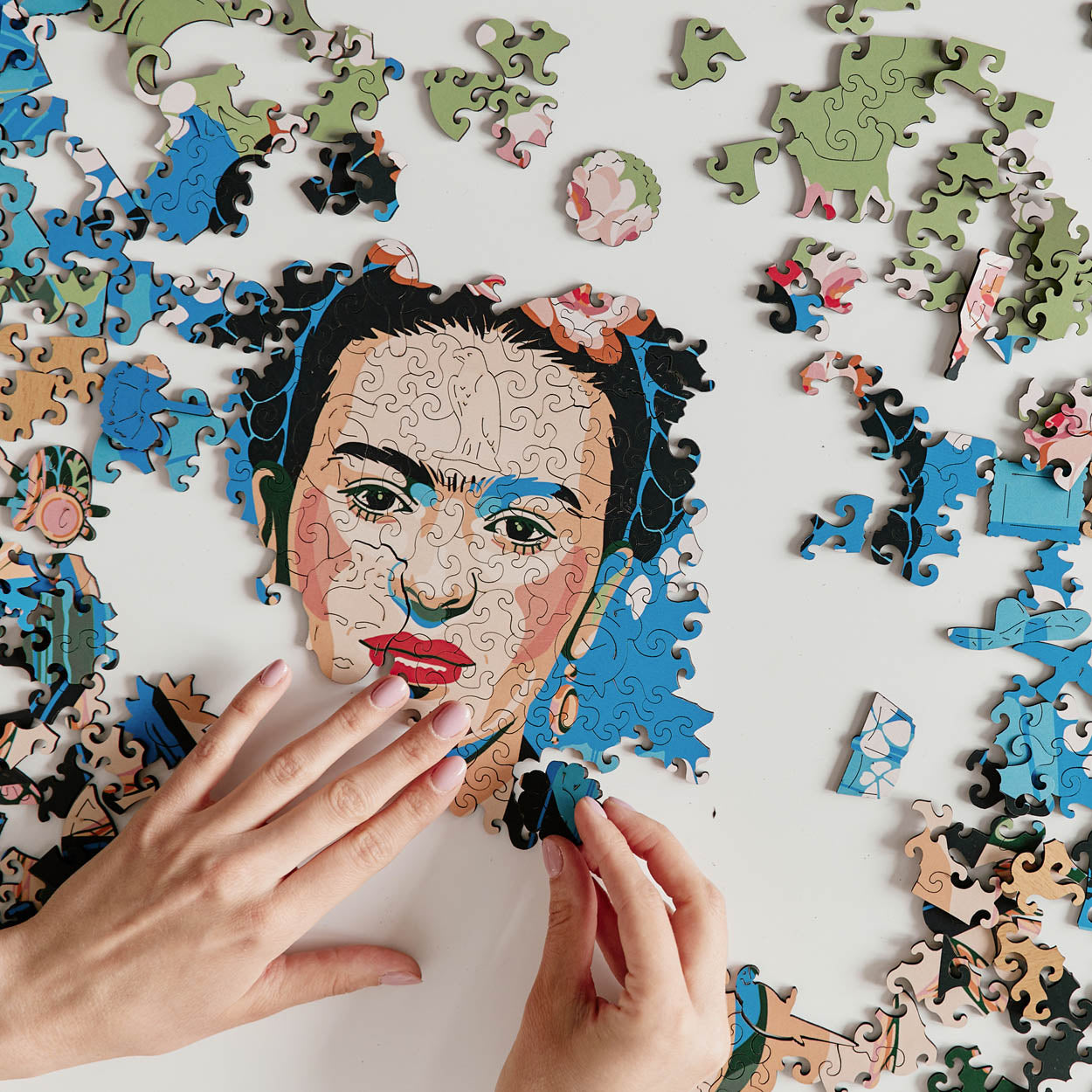 High quality Frida Wooden Hand